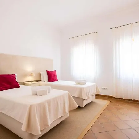 Fairway Apartament *